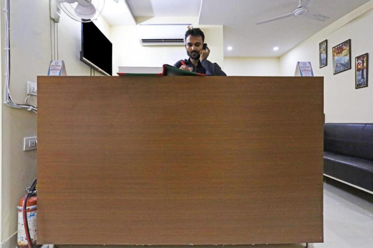 Hotel Mannat Bhera Enclave New Delhi Exterior foto