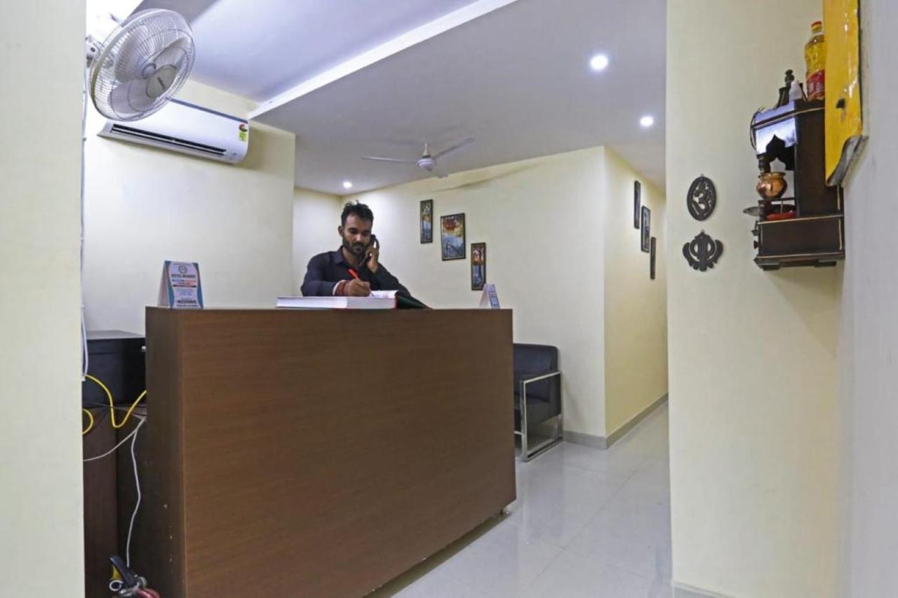 Hotel Mannat Bhera Enclave New Delhi Exterior foto